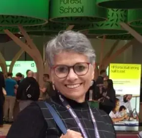 Maria Cecília R.